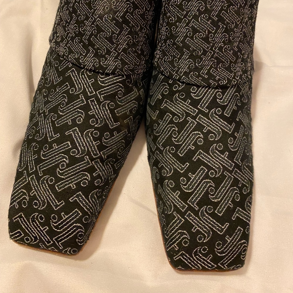 Fluevog Majesty W11